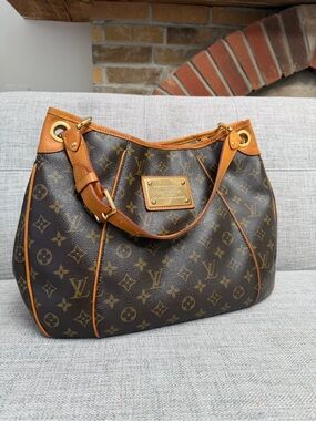 ✨ Louis Vuitton Galleria Monogram Leather Tote Bag ✨